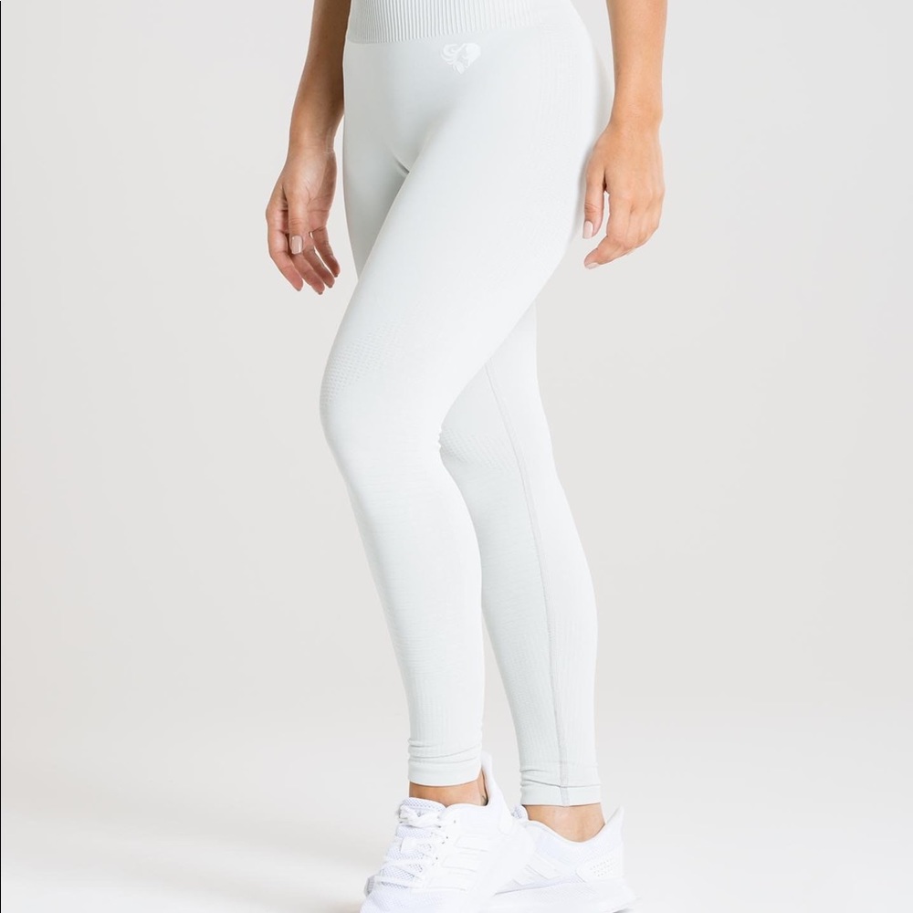 Hoodie + 2 piece Activewear Set - Picture 4 of 12